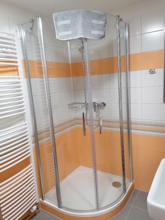 Apartmany Na Namesti Boží Dar Extérieur photo