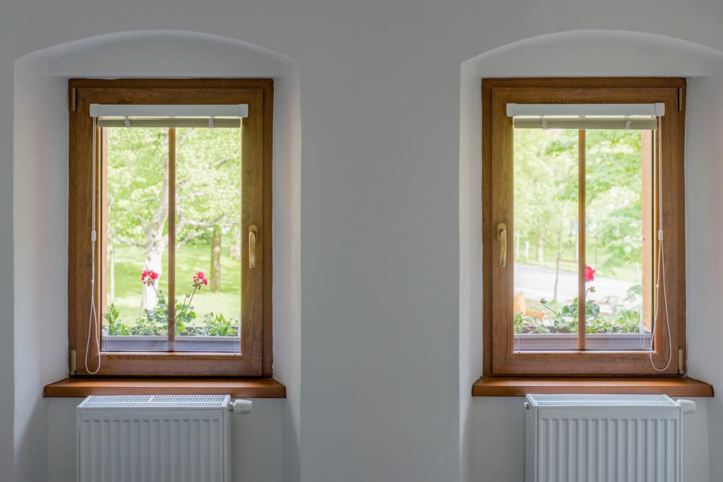 Apartmany Na Namesti Boží Dar Extérieur photo