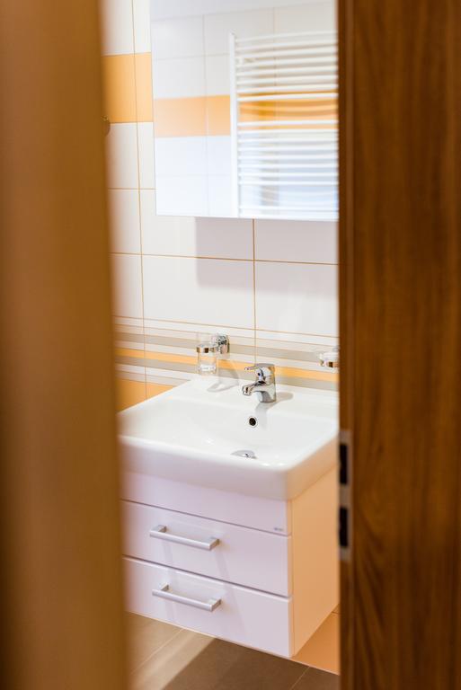 Apartmany Na Namesti Boží Dar Extérieur photo